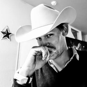 Meet your Posher, James